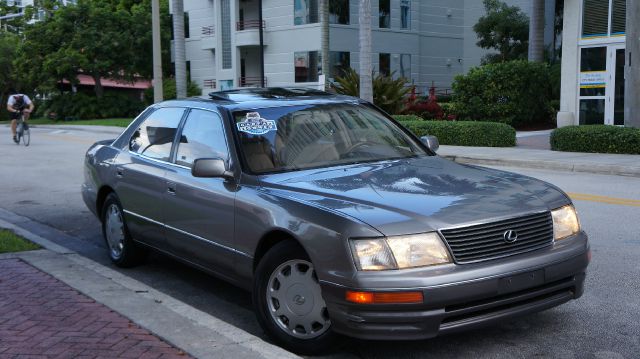 1996 Lexus LS 400 Base