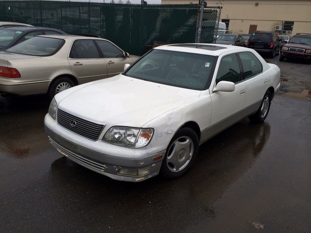 1998 Lexus LS 400 Base