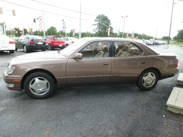 1998 Lexus LS 400 Base