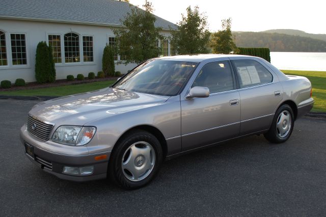 1998 Lexus LS 400 Belair