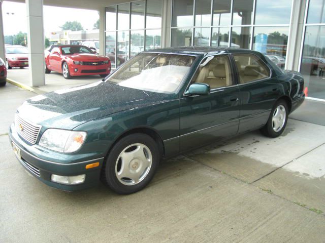 1998 Lexus LS 400 Base