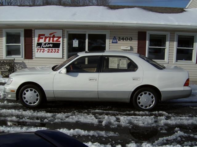 1999 Lexus LS 400 Base