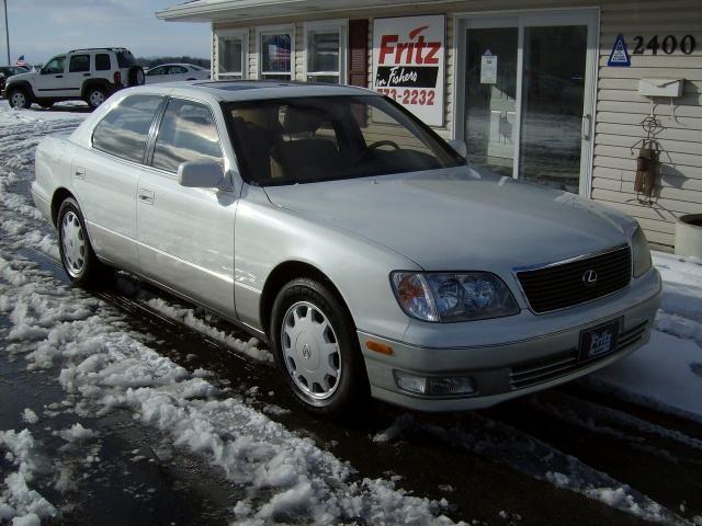 1999 Lexus LS 400 Base