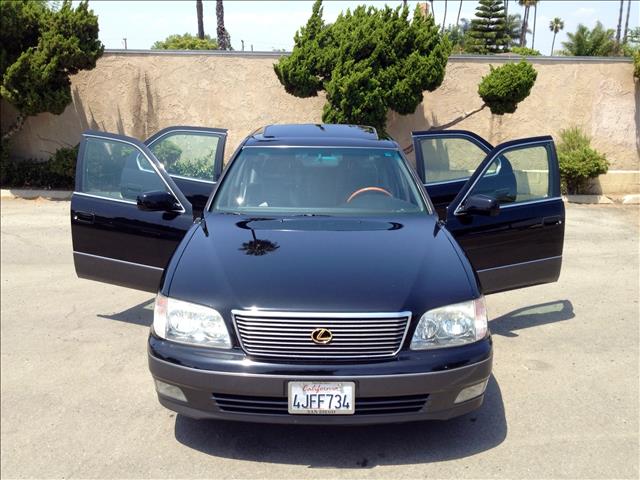 2000 Lexus LS 400 Base