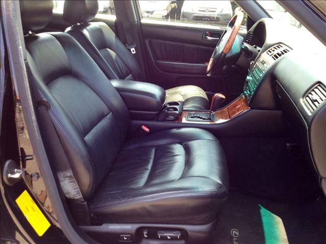2000 Lexus LS 400 Base