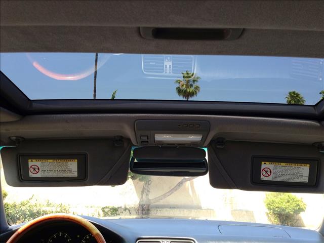 2000 Lexus LS 400 Base