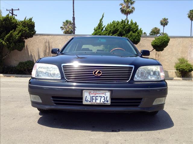 2000 Lexus LS 400 Base