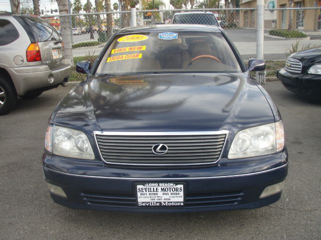 2000 Lexus LS 400 Base