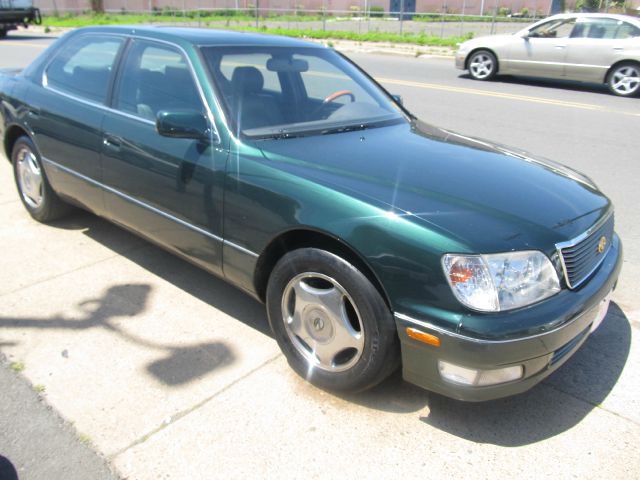 2000 Lexus LS 400 Base