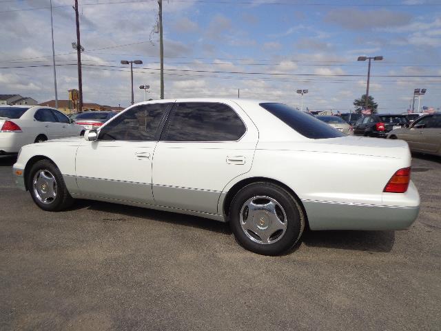 2000 Lexus LS 400 3.5tl W/tech Pkg