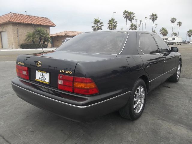 2014 Lexus LS 400 Unknown