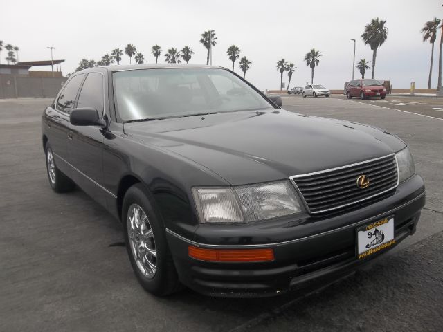 2014 Lexus LS 400 Unknown