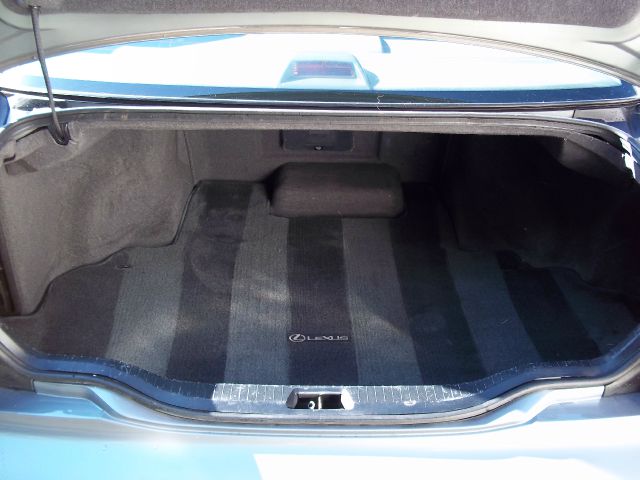 2001 Lexus LS 430 Ram 3500 Diesel 2-WD