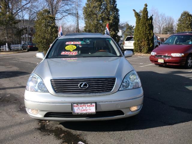 2002 Lexus LS 430 Laramie