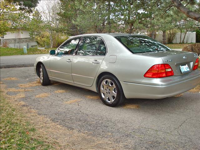 2002 Lexus LS 430 Unknown