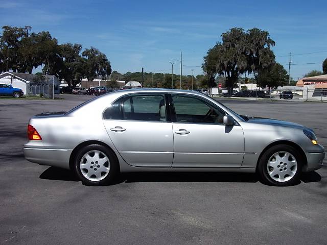 2003 Lexus LS 430 Base