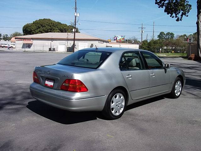 2003 Lexus LS 430 Base