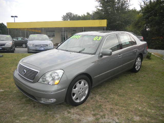 2003 Lexus LS 430 Base