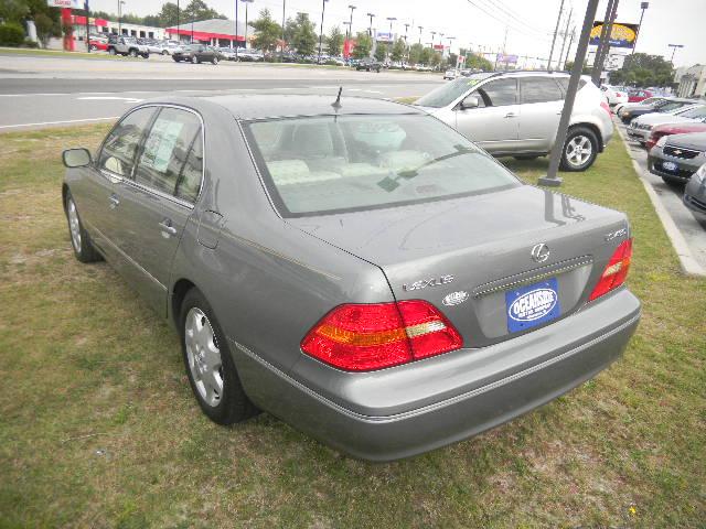2003 Lexus LS 430 Base