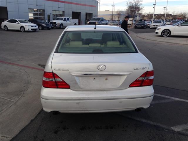 2004 Lexus LS 430 Sedan 4D LE (4 Cyl)