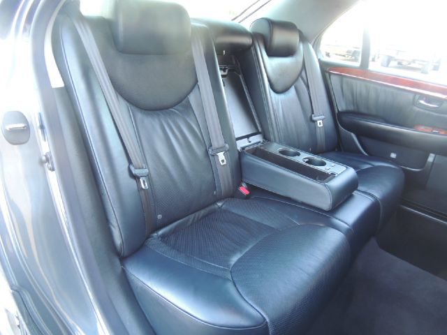 2005 Lexus LS 430 3.5tl W/tech Pkg