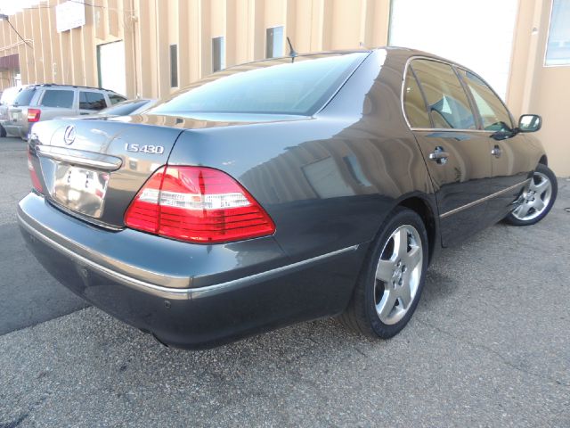 2005 Lexus LS 430 3.5tl W/tech Pkg