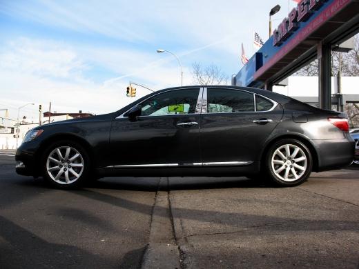 2007 Lexus LS 460 SE Sedan