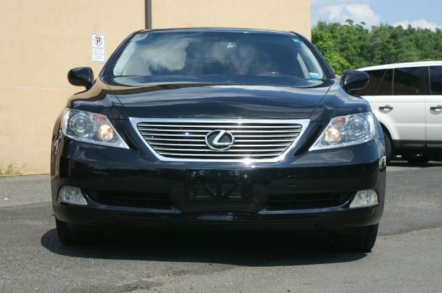 2009 Lexus LS 460 4dr Sdn V8 6-spd Auto AWD Sedan