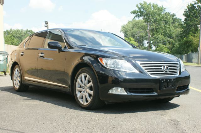 2009 Lexus LS 460 4dr Sdn V8 6-spd Auto AWD Sedan
