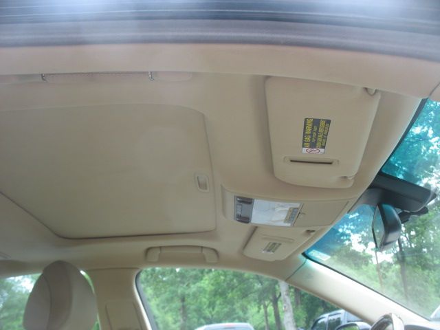 2009 Lexus LS 460 2008 Chevrolet Trailblazer LT W/1lt 4DR SUV 113qu