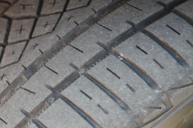 2009 Lexus LS 460 2008 Chevrolet Trailblazer LT W/1lt 4DR SUV 113qu