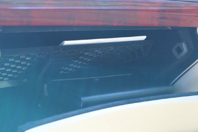 2009 Lexus LS 460 2008 Chevrolet Trailblazer LT W/1lt 4DR SUV 113qu