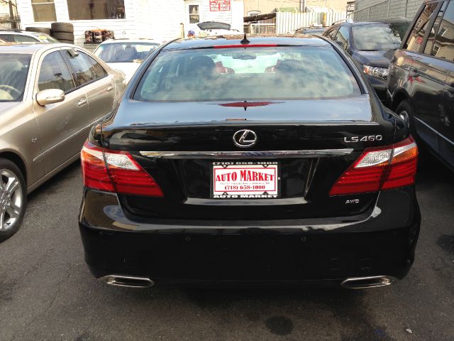 2012 Lexus LS 460 2008 Chevrolet Trailblazer LT W/1lt 4DR SUV 113qu