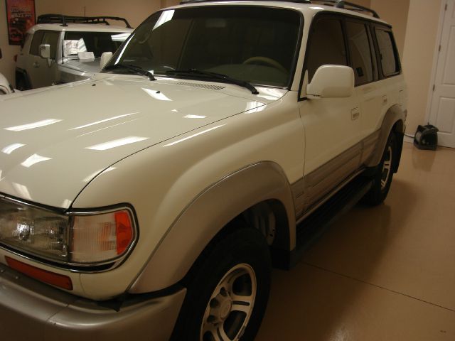 1996 Lexus LX 450 Base
