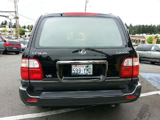 1998 Lexus LX 470 Base