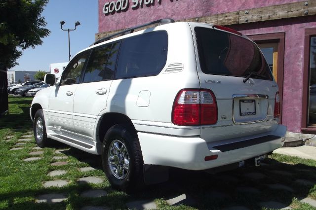 1998 Lexus LX 470 Base