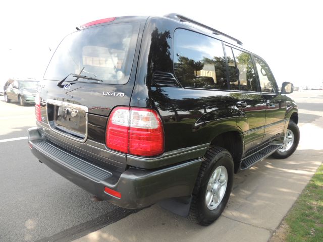 1999 Lexus LX 470 Base