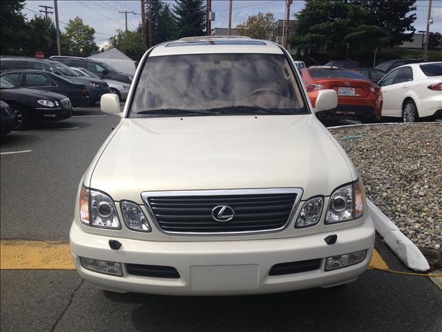 1999 Lexus LX 470 Base