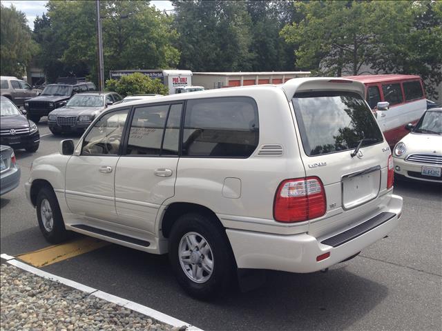 1999 Lexus LX 470 Base