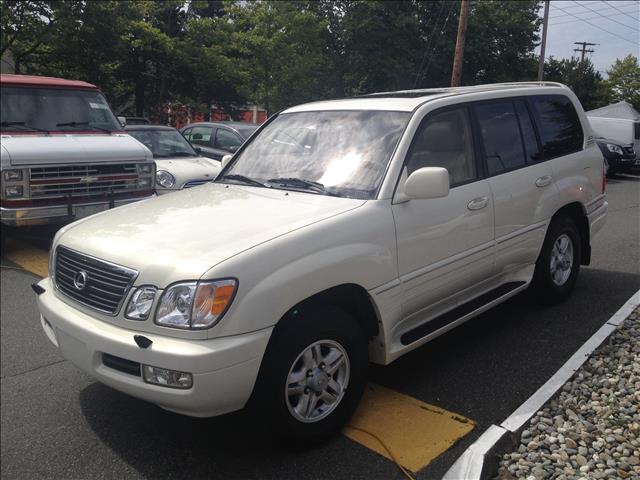 1999 Lexus LX 470 Base