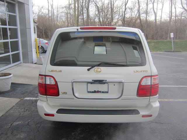 2000 Lexus LX 470 Unknown