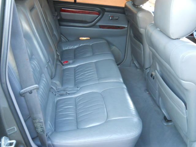 2000 Lexus LX 470 Unknown