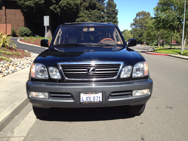 2000 Lexus LX 470 Base