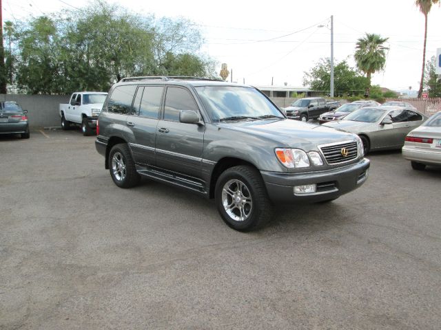 2001 Lexus LX 470 Ram 3500 Diesel 2-WD