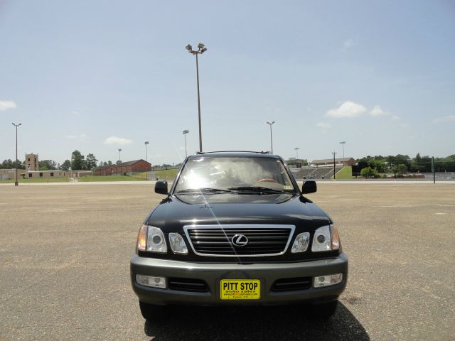 2001 Lexus LX 470 Base