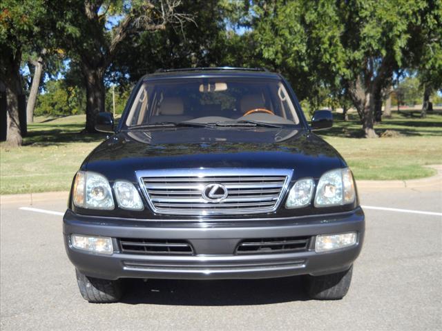 2003 Lexus LX 470 Base