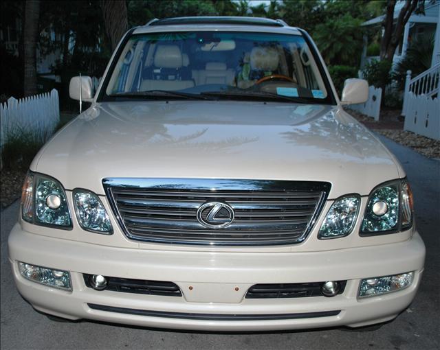 2004 Lexus LX 470 SLT 25