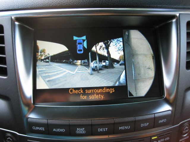 2009 Lexus LX 570 Scion XB