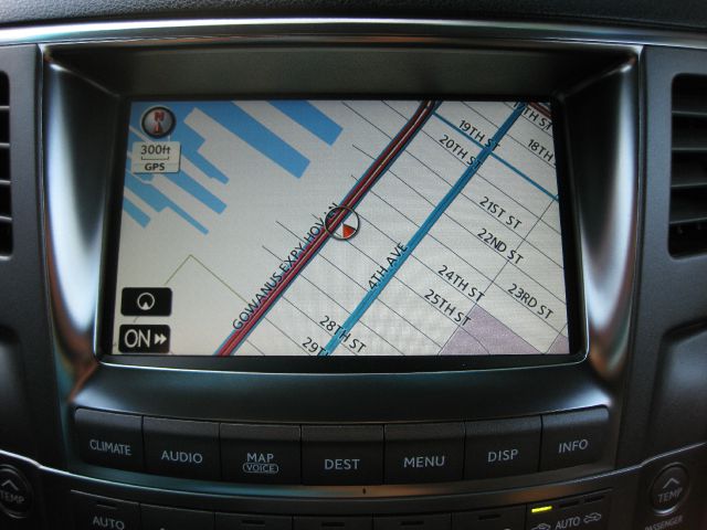 2009 Lexus LX 570 Scion XB