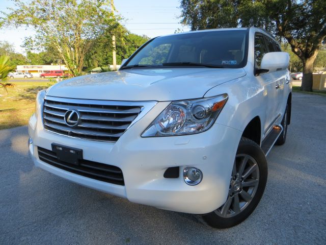 2011 Lexus LX 570 Scion XB